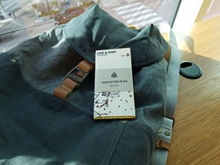 Thinking about coworking space, @industriousrdu comes through with free #chocolate for the win!! Haha

Anybody have thoughts on coworking spaces in #Raleigh?

Also, loving my @loctote
Bag! Highly recommend those.

#ExploreRaleigh #RaleighNC